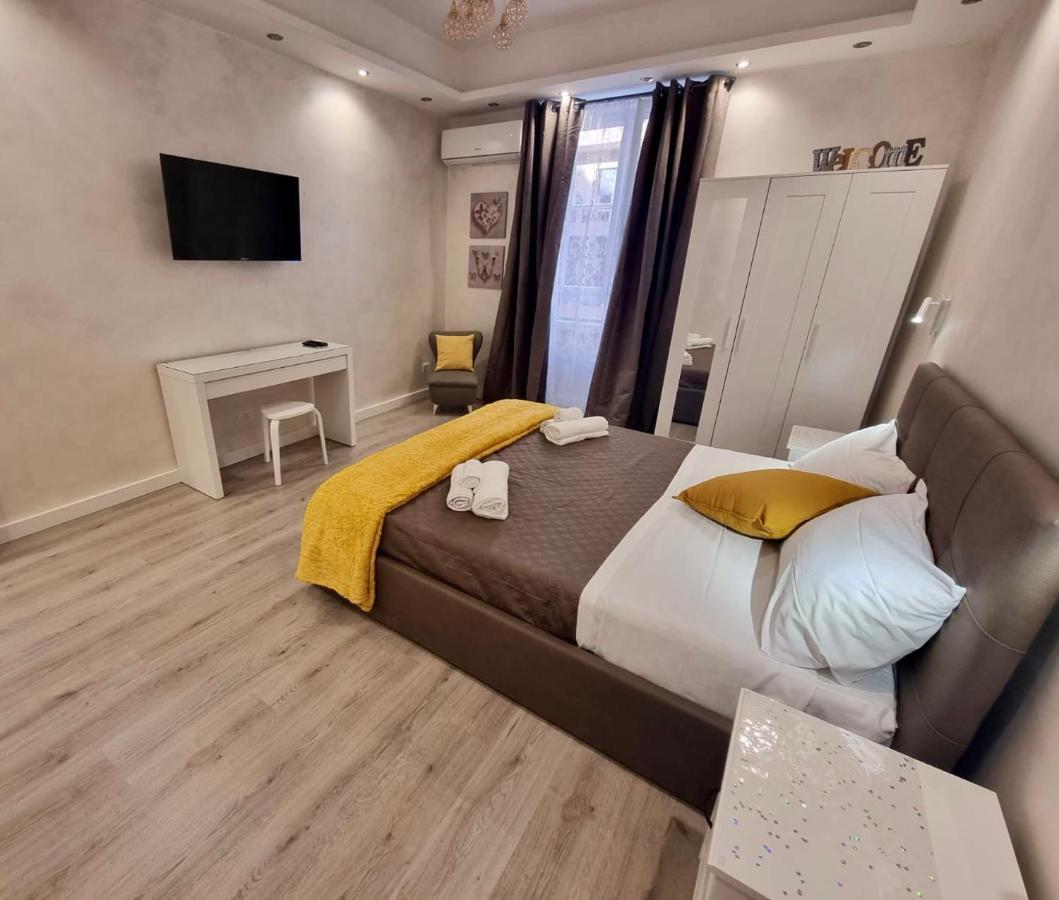 Apartment Close To The Coloseum, 2 Minutes Walk From Metro A Екстер'єр фото
