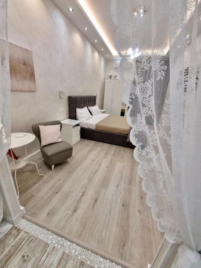 Apartment Close To The Coloseum, 2 Minutes Walk From Metro A Екстер'єр фото