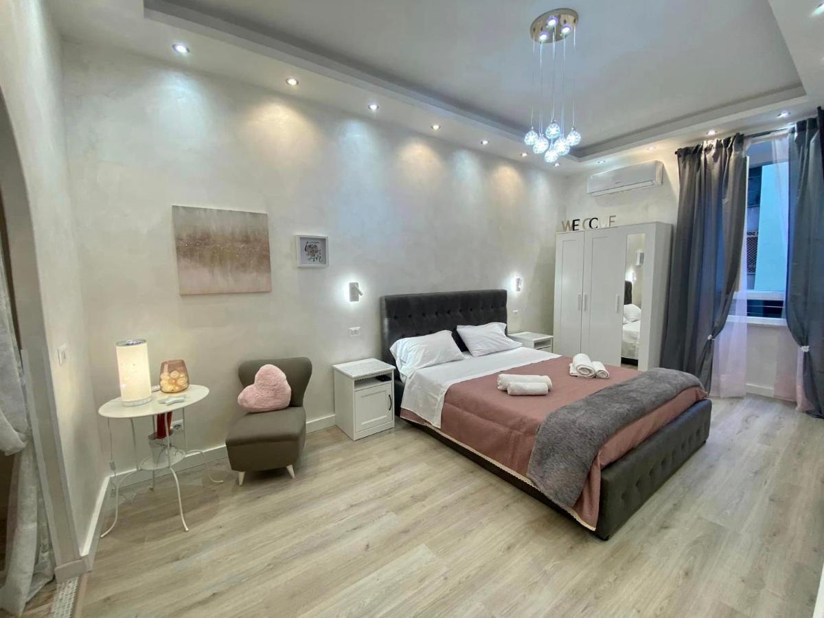 Apartment Close To The Coloseum, 2 Minutes Walk From Metro A Екстер'єр фото