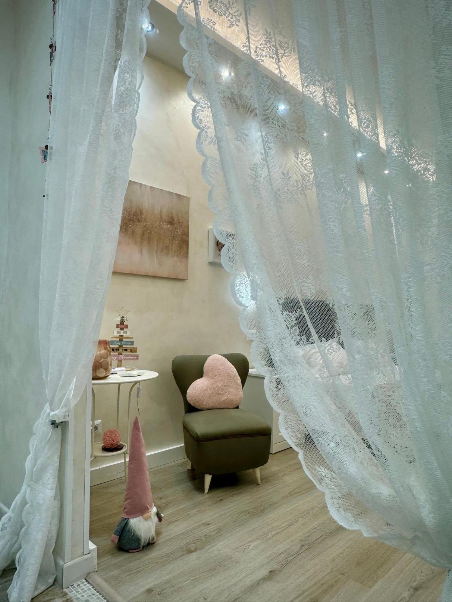 Apartment Close To The Coloseum, 2 Minutes Walk From Metro A Екстер'єр фото