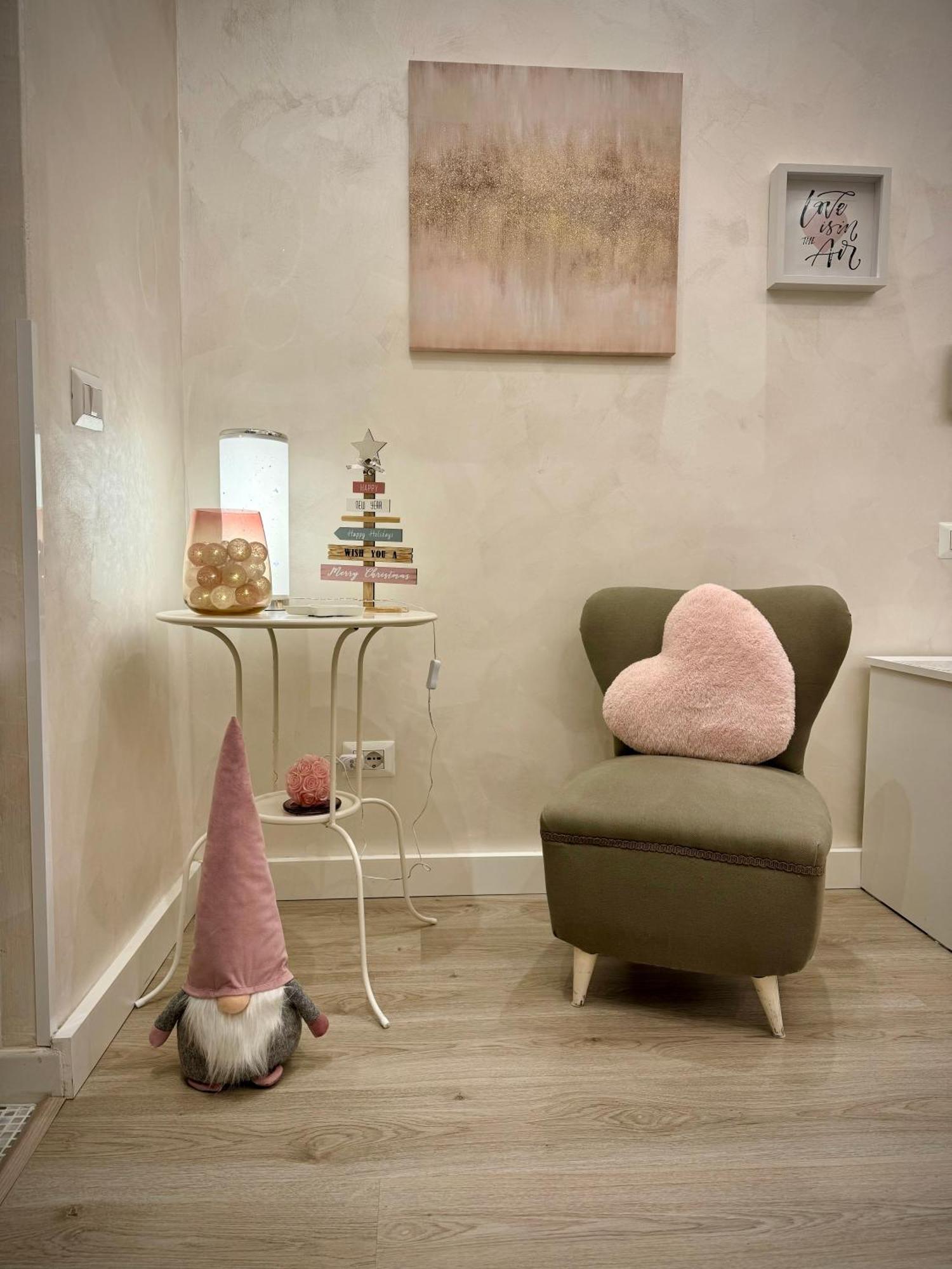 Apartment Close To The Coloseum, 2 Minutes Walk From Metro A Екстер'єр фото
