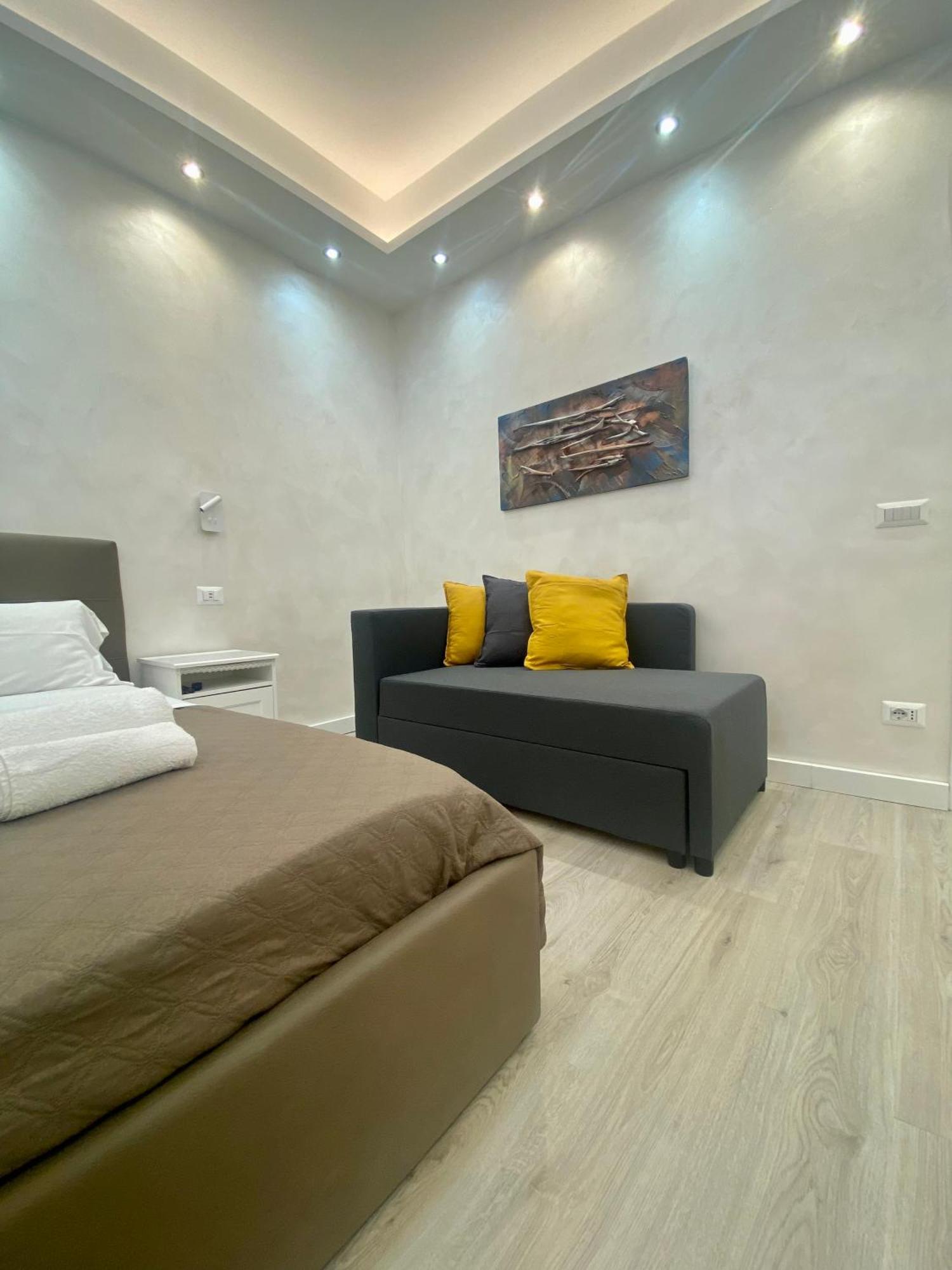 Apartment Close To The Coloseum, 2 Minutes Walk From Metro A Екстер'єр фото